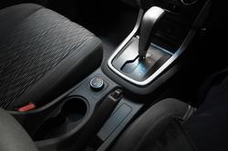 2015 Holden
                Colorado LS