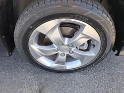 2017 Honda
HR-V VTi-S