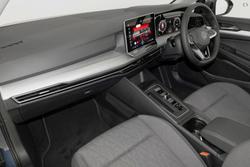 2025 Volkswagen
Golf 110TSI Life