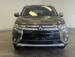 2017 Mitsubishi
Outlander Exceed