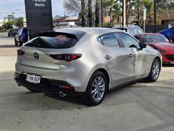 2025 Mazda
3 G20 Pure
