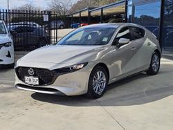 2025 Mazda
3 G20 Pure