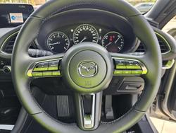 2025 Mazda
3 G20 Pure