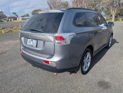2013 Mitsubishi
                Outlander LS