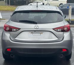 2014 Mazda
3 SP25