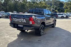 2023 Toyota
Hilux SR Hi-Rider