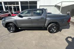 2023 Toyota
Hilux SR Hi-Rider