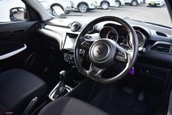 2023 Suzuki Swift GL AZ Series II Premium Silver