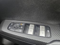2023 Mitsubishi
Outlander LS