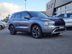 2022 Mitsubishi
Outlander Aspire