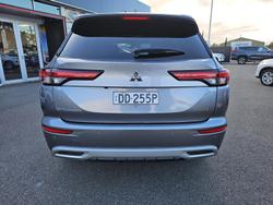 2022 Mitsubishi
Outlander Aspire