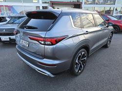 2022 Mitsubishi
Outlander Aspire