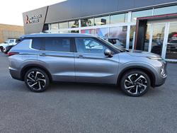 2022 Mitsubishi
Outlander Aspire