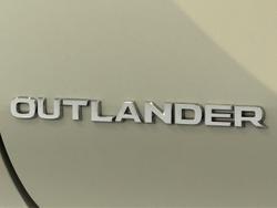2022 Mitsubishi
Outlander Aspire