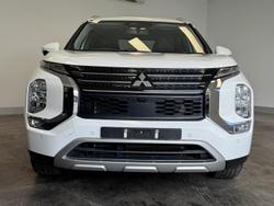 2022 Mitsubishi
Outlander Aspire