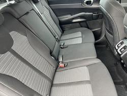 2021 Kia
                Sorento Sport