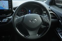 2022 Toyota
C-HR Koba