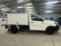 2019 Toyota
Hilux Workmate