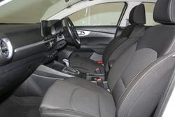 2024 Kia
                Cerato S