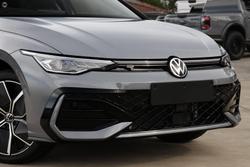 2025 Volkswagen
Golf 110TSI R-Line