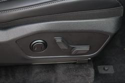 2025 Kia
Tasman X-Line