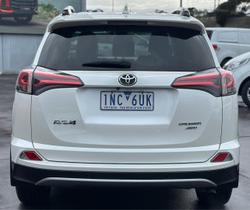 2018 Toyota
                RAV4 Cruiser