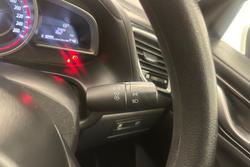 2015 Mazda
                3 Neo