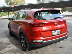 2018 Kia
Sportage Si