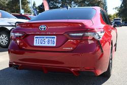 2021 Toyota
                Camry SL
