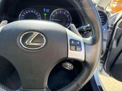 2011 Lexus
IS 250 Prestige