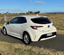 2019 Toyota Corolla SX Hybrid ZWE211R Crystal Pearl