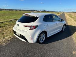 2019 Toyota Corolla SX Hybrid ZWE211R Crystal Pearl