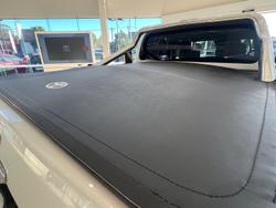 2020 Toyota
                Hilux SR5