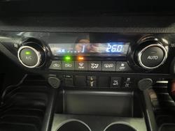2020 Toyota
                Hilux SR5