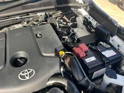 2020 Toyota
                Hilux SR5