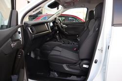 2024 Mazda
BT-50 XT