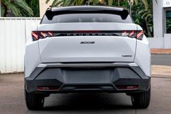 2025 Peugeot 3008 GT Premium Hybrid P64 MY25 Okenite White