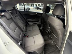 2016 Kia
Sportage SI