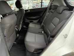 2016 Kia
Sportage SI