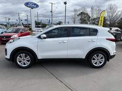 2016 Kia
Sportage SI