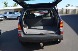 2003 Ford
Escape XLS