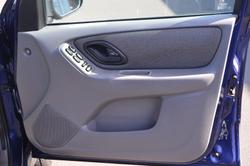 2003 Ford
Escape XLS