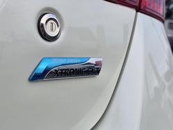 2013 Nissan Pulsar Ti B17 Diamond White
