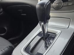 2013 Nissan Pulsar Ti B17 Diamond White