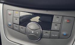 2013 Nissan Pulsar Ti B17 Diamond White