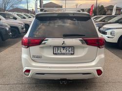 2019 Mitsubishi
Outlander PHEV ES