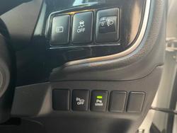 2019 Mitsubishi
Outlander PHEV ES