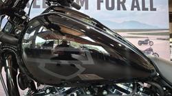 2025 Harley-davidson FXBR BREAKOUT (117) Vivid Black