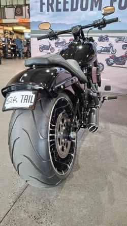 2025 Harley-davidson FXBR BREAKOUT (117) Vivid Black