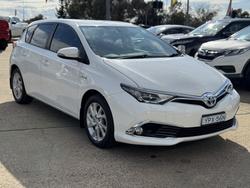 2018 Toyota
                Corolla Hybrid